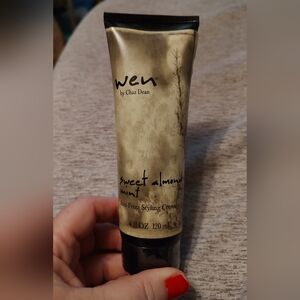 WEN Anti-Frizz Styling Creme